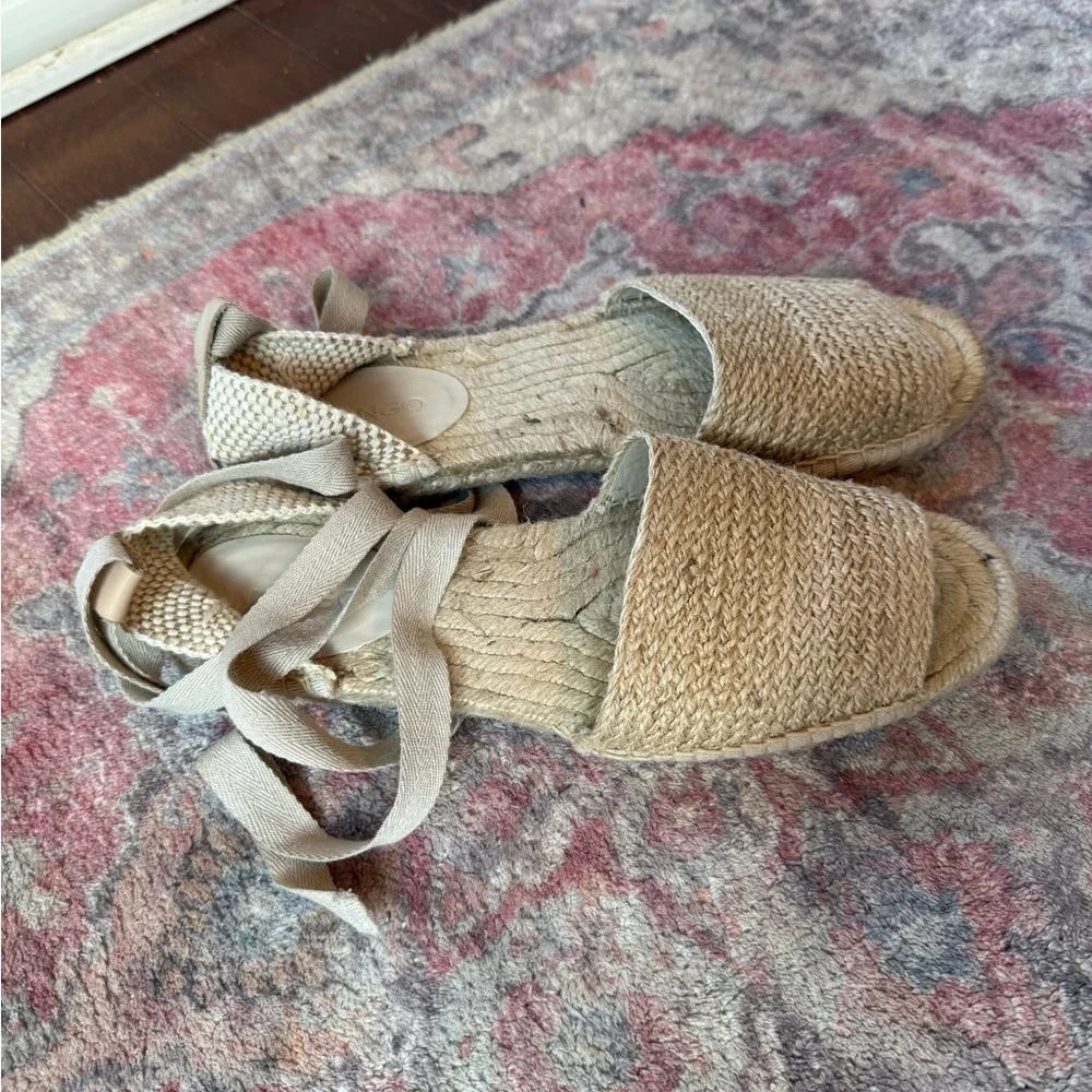 Mango like new